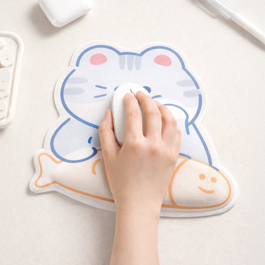 Cat Mouse Mat with Cushioned Fish Wrist Rest
